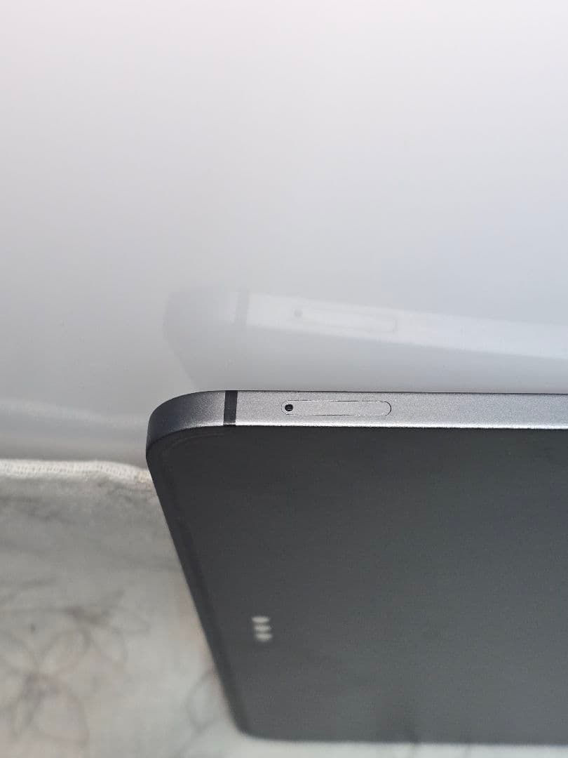 Apple iPad Pro　11インチ512GB　Cellularモデル美品