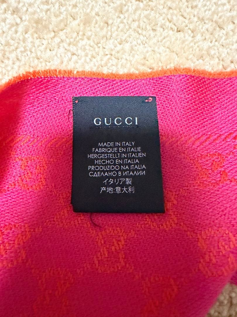 Gucci ピンク ストール