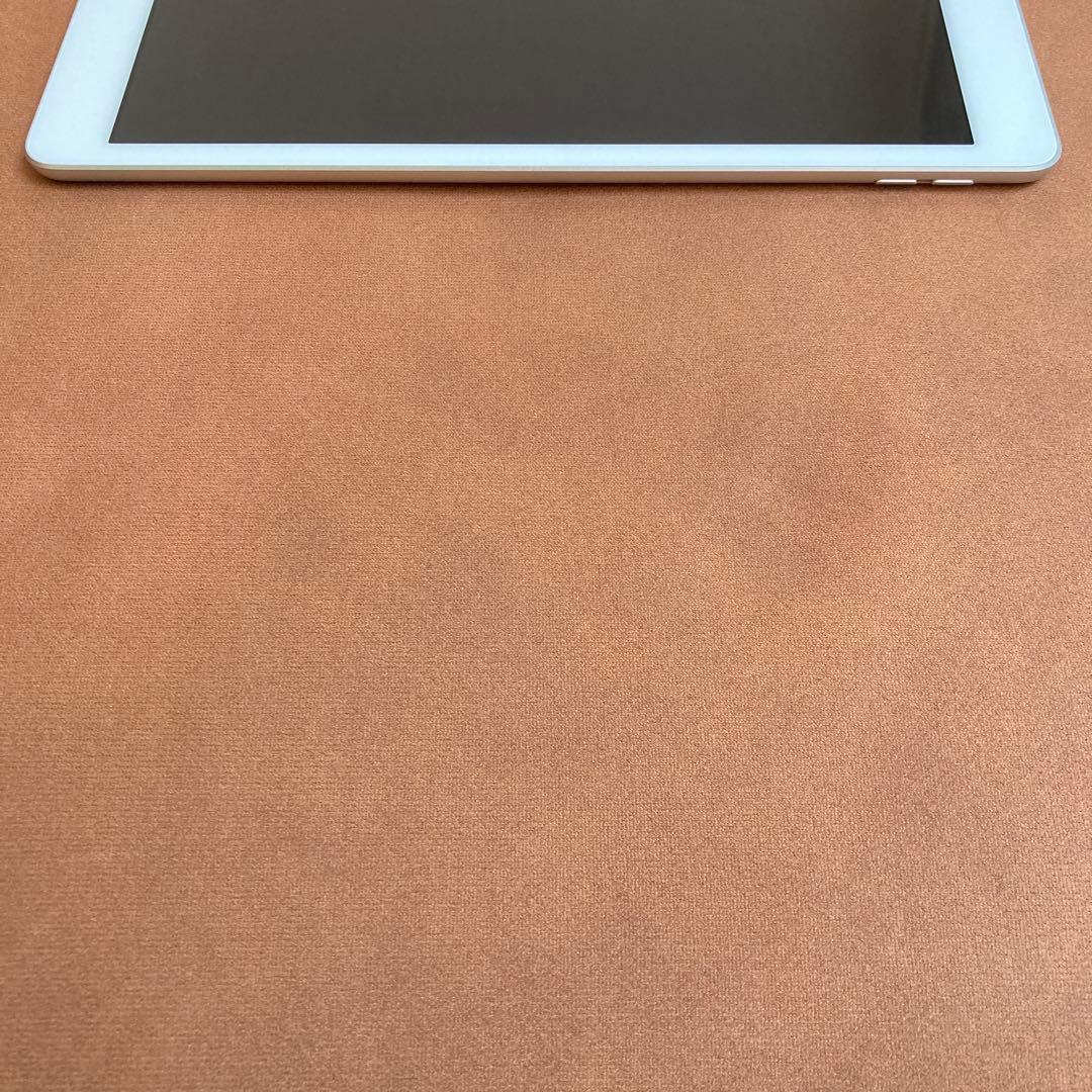 696【早い者勝ち】電池良好☆iPad8 第8世代 32GB WIFIモデル☆