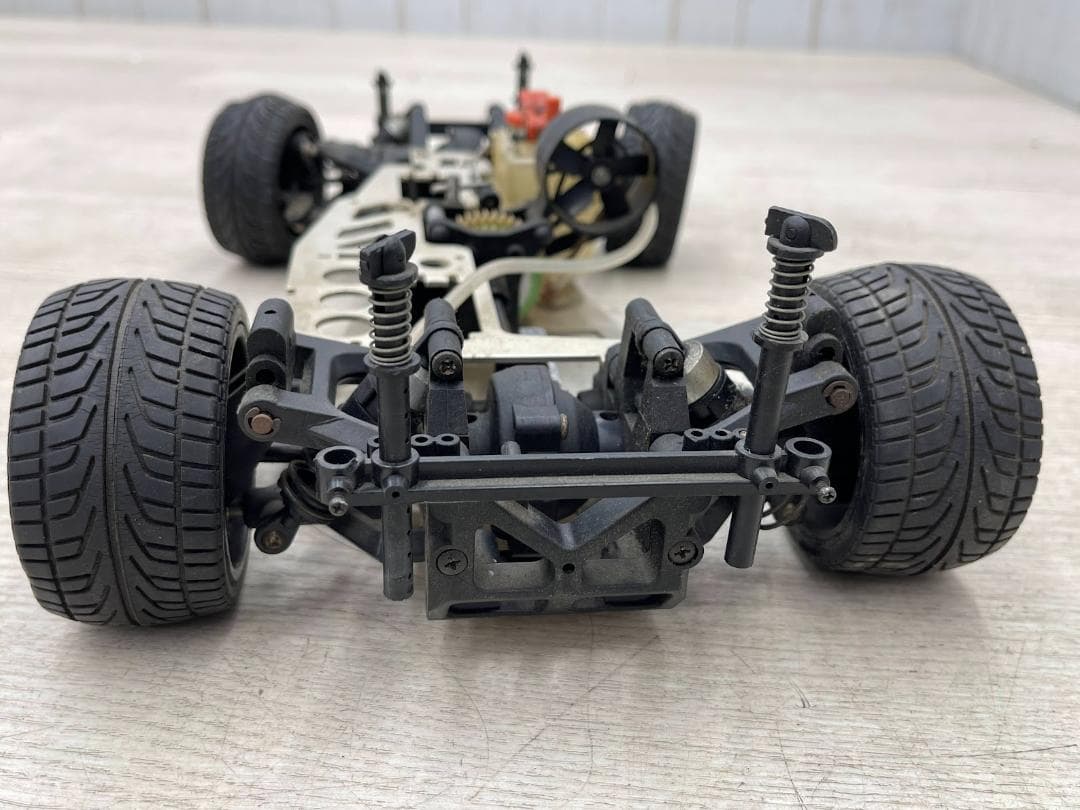 京商 1/10 スーパー10 FW-03 ラジコン エンジンカー シャーシ