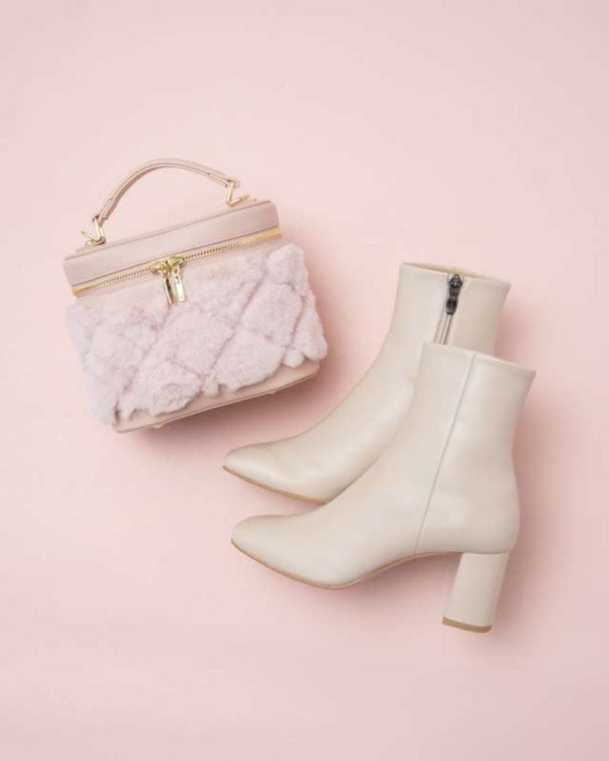 【新品・定価：25,850円】DIANA ダイアナ ショートブーツ
