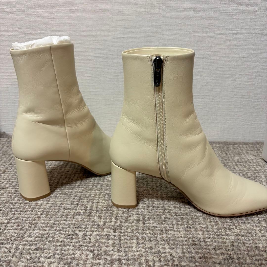 【新品・定価：25,850円】DIANA ダイアナ ショートブーツ