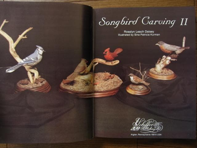 Songbird Carving II　Rosalyn Leach Daisey