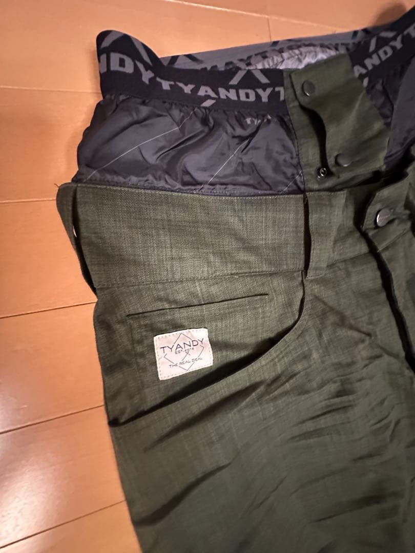 超お得！レア！TYANDY スノーボードウェア上下セット　ユニセックスLサイズ