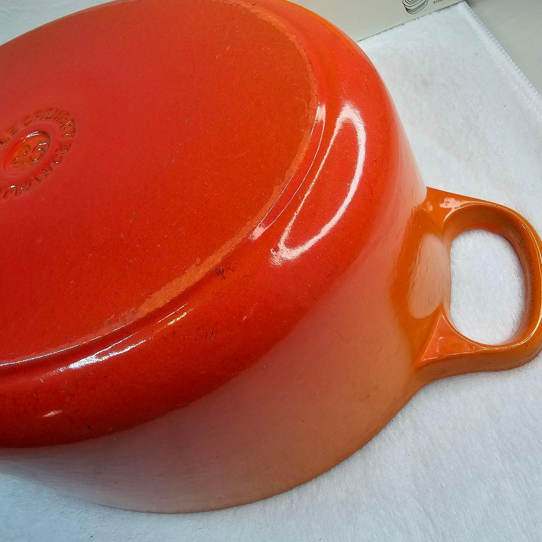 LE CREUSET ル・クルーゼ オーバル 25cm オレンジ