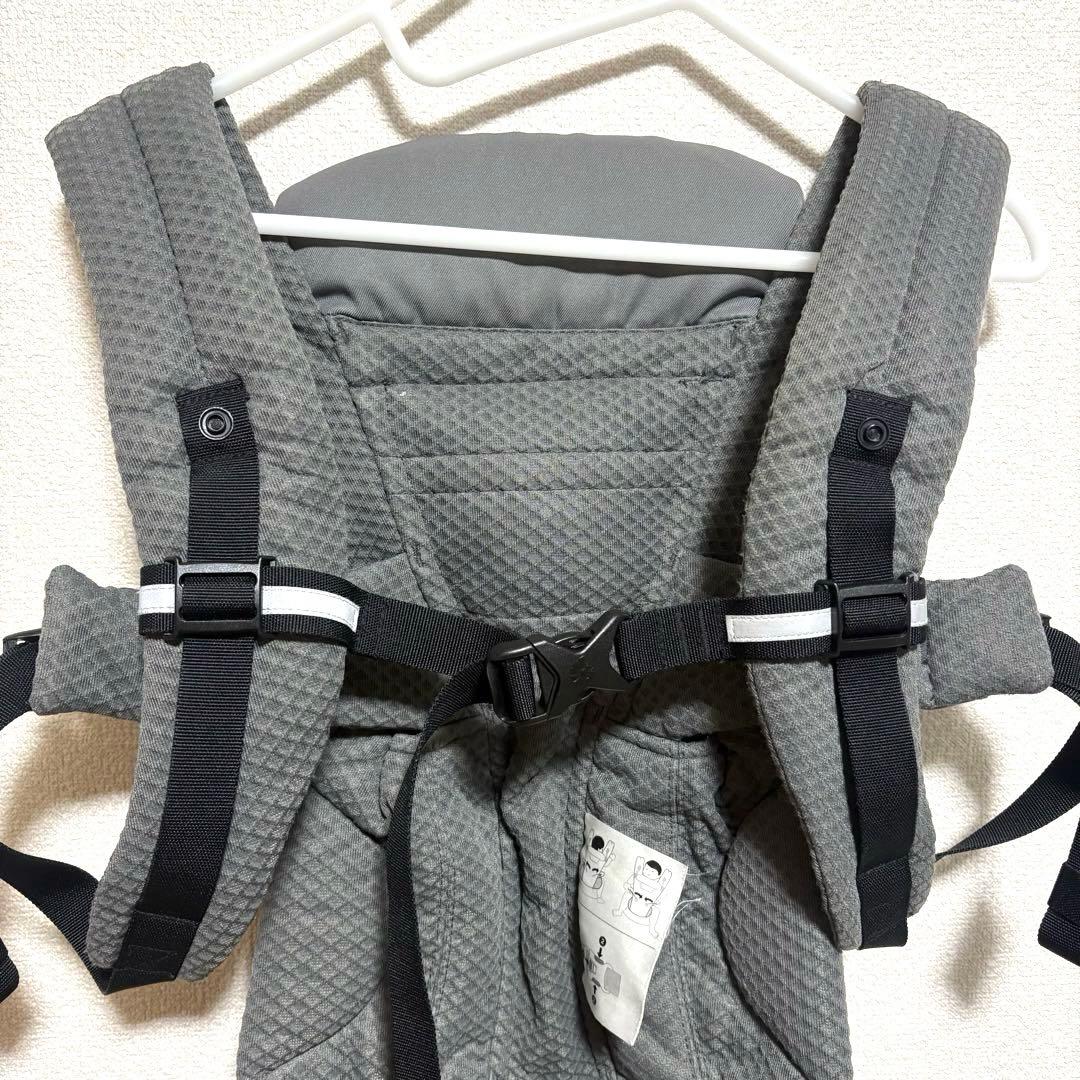数回使用のみ エルゴベビー OMNI Breeze 抱っこ紐 グラファイトグレー