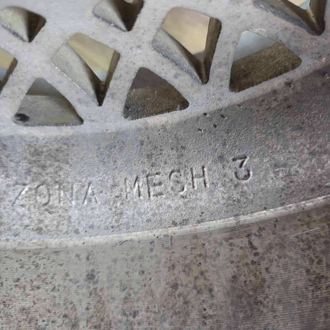 ZONNY メッシュデザインホイール 5.5J x 13