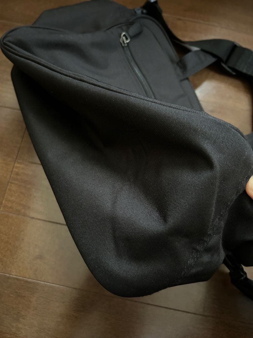 無印良品　ボストンバッグ　キャリーオンバッグ　ブラック　黒