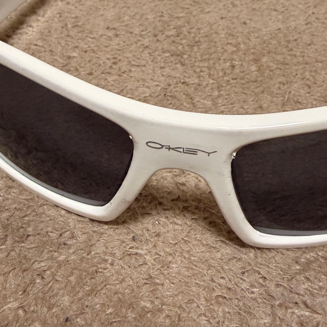 Oakley Gascan（ガスカン） ホワイト サングラス ケース付き