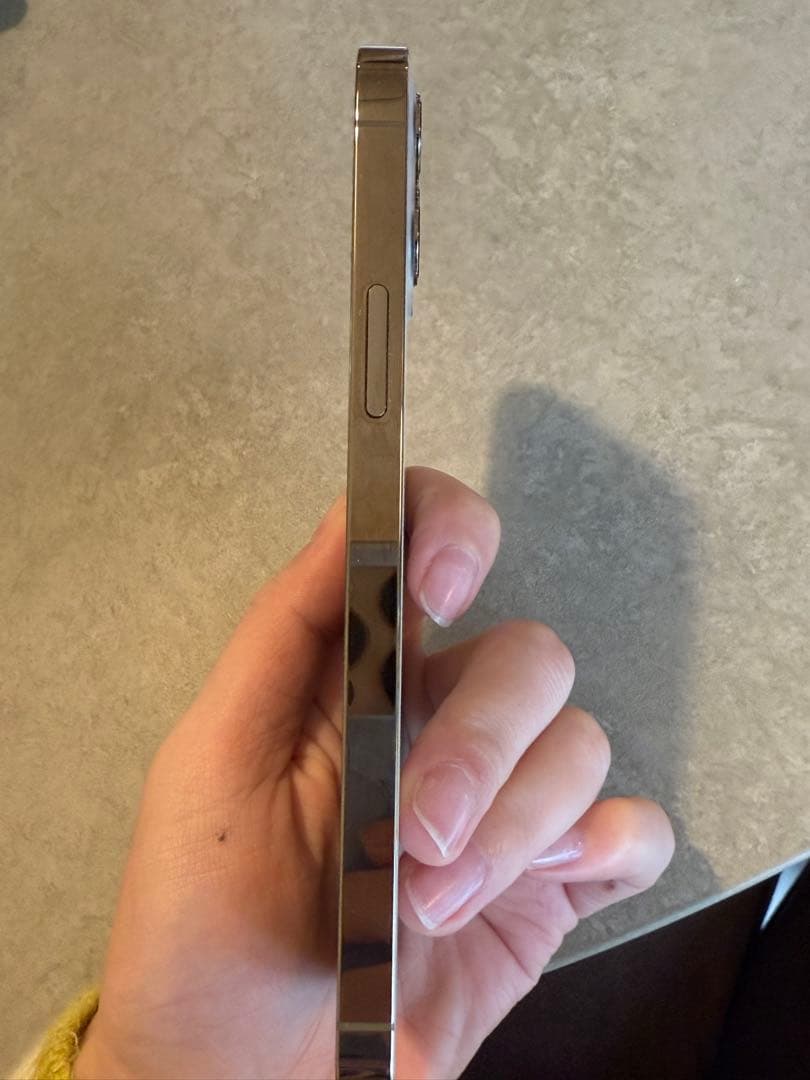 iPhone12Pro 128GB ゴールド　SIMフリー　美品