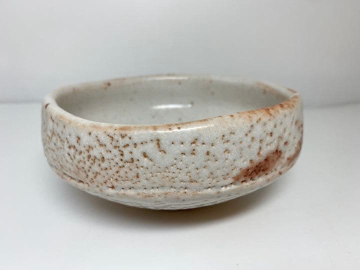 志野焼 樋口統三作 茶碗
