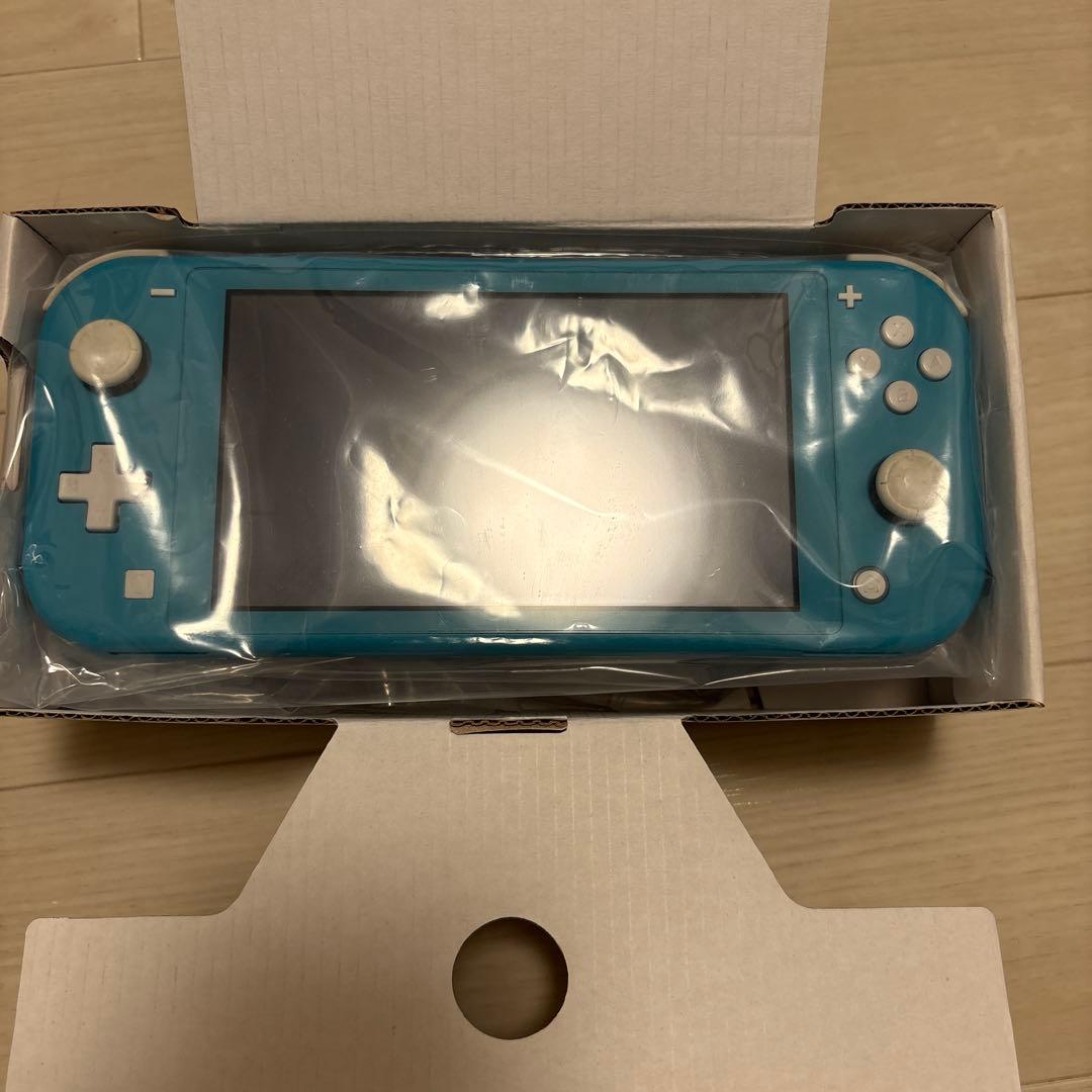 ニンテンドースイッチライト　Nintendo　Switch　lite
