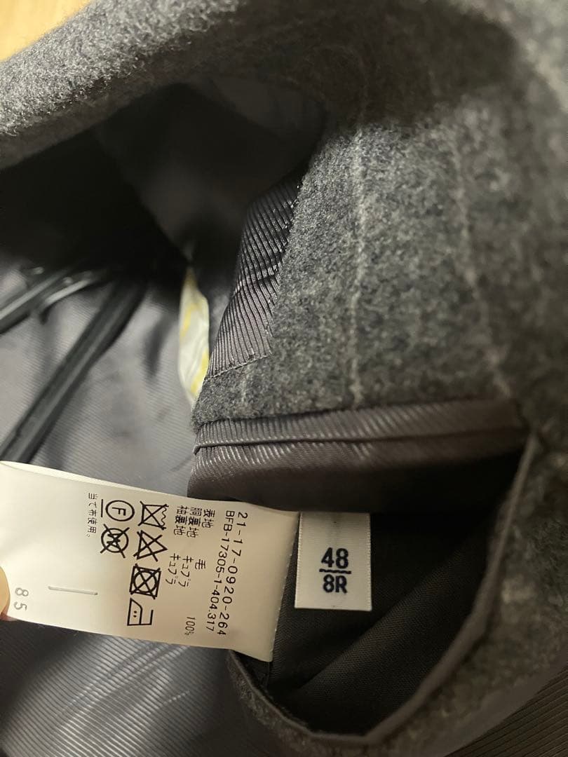 BEAMS ストライプ柄スーツ
