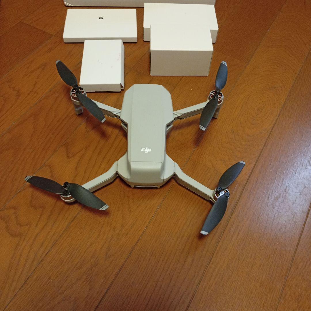 DJI MＡIC mini ドローン