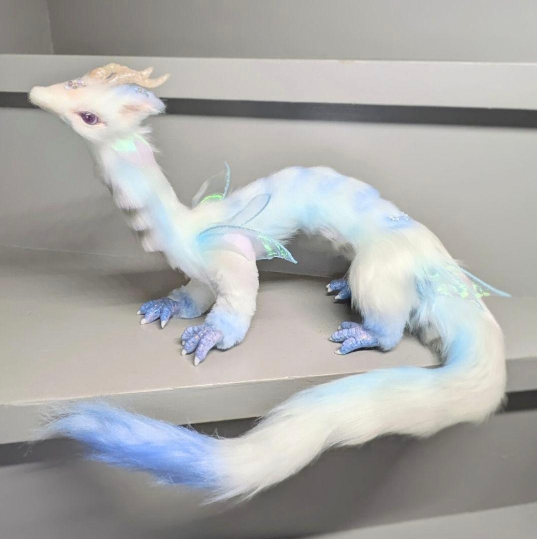 作家様製 アートドール 冬の氷龍 白龍 ドラゴン 幻獣 ぬいぐるみ