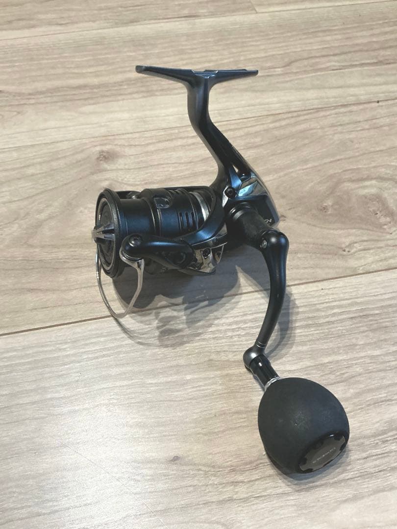 美品　SHIMANO EXSENCE BB C3000HG スピニングリール