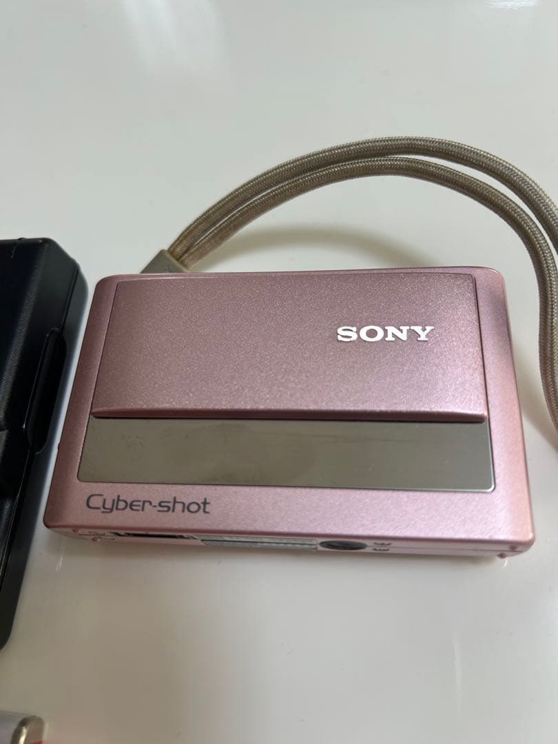 SONY Cyber-shot ピンク 本体とバッテリー　メモリースティック付き