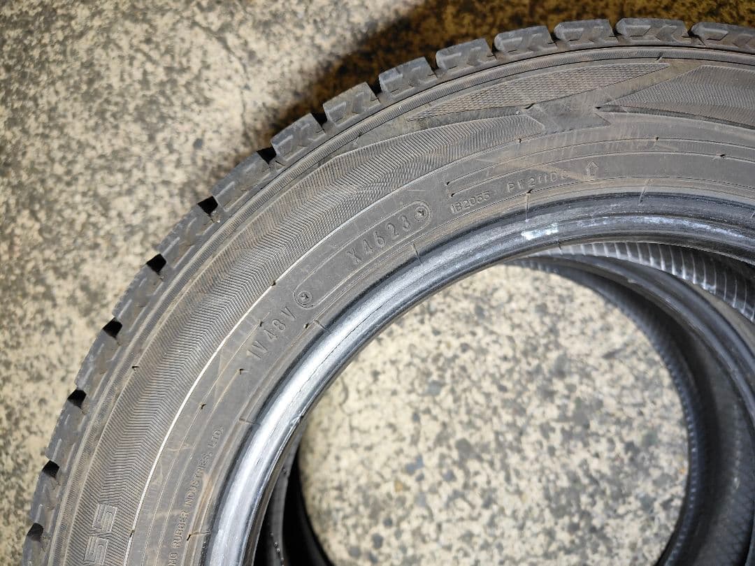 スタッドレスタイヤ 155/65R14 新品２本 中古２本 ４本セット