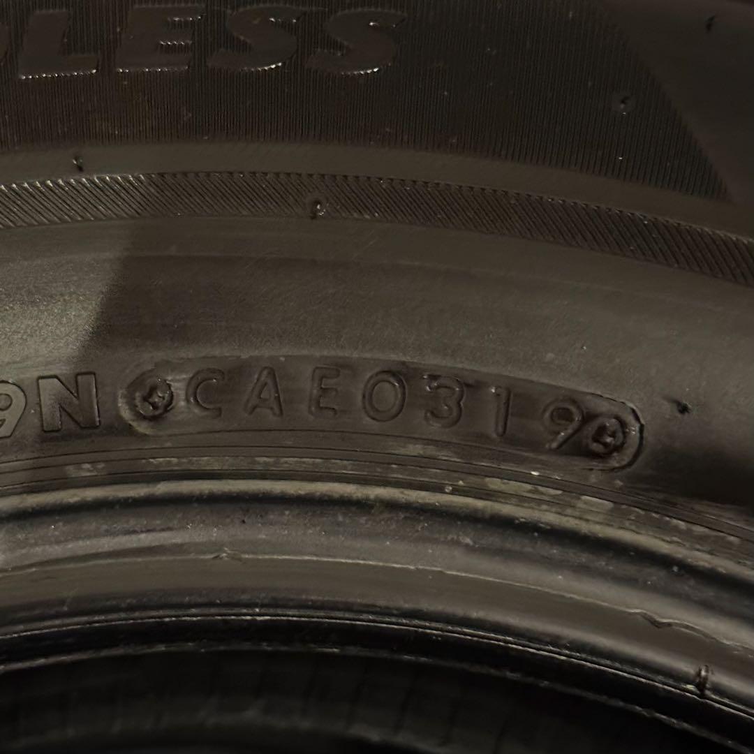 195/65R15 VRX2 ①