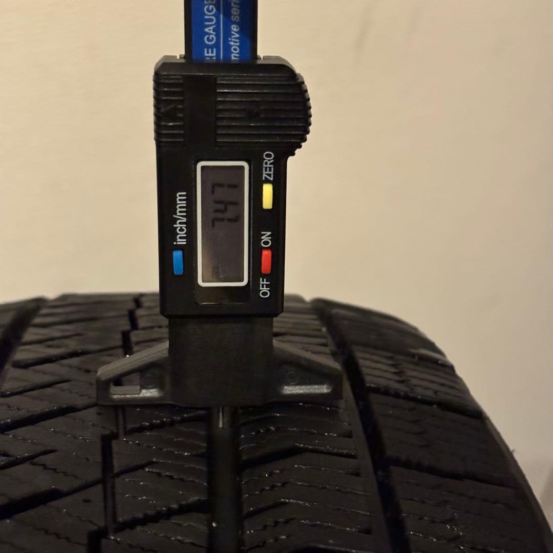 195/65R15 VRX2 ①