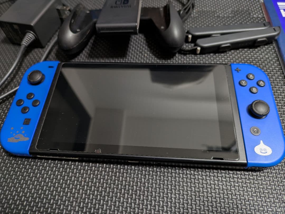 Nintendo Switch 本体 青色 ドラゴンクエストXI同梱