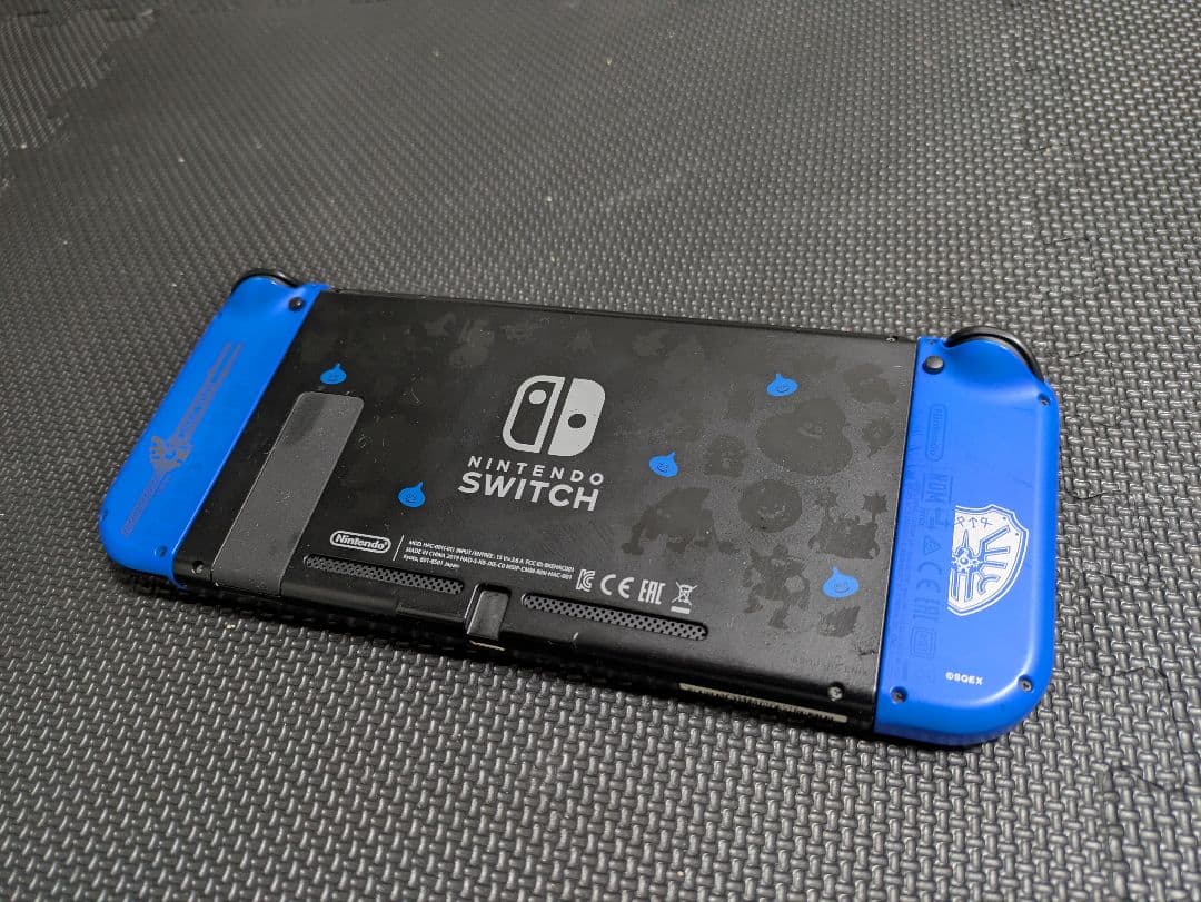 Nintendo Switch 本体 青色 ドラゴンクエストXI同梱