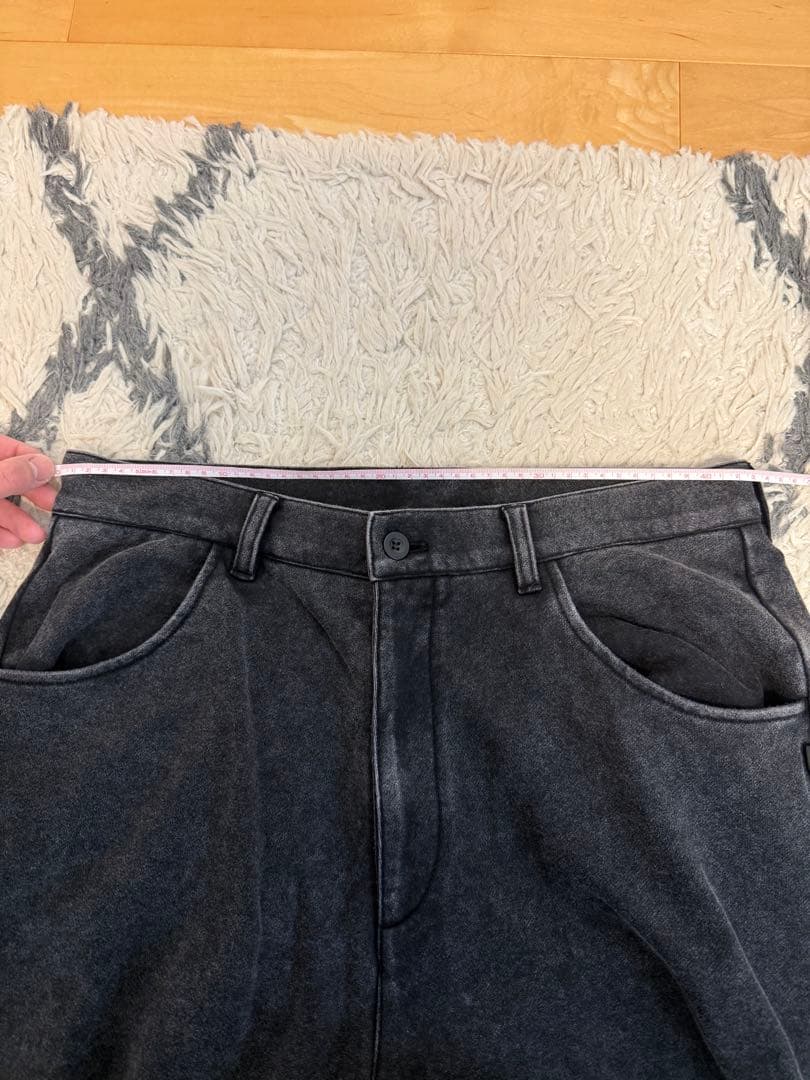 glamb ディストーテッドタックパンツ