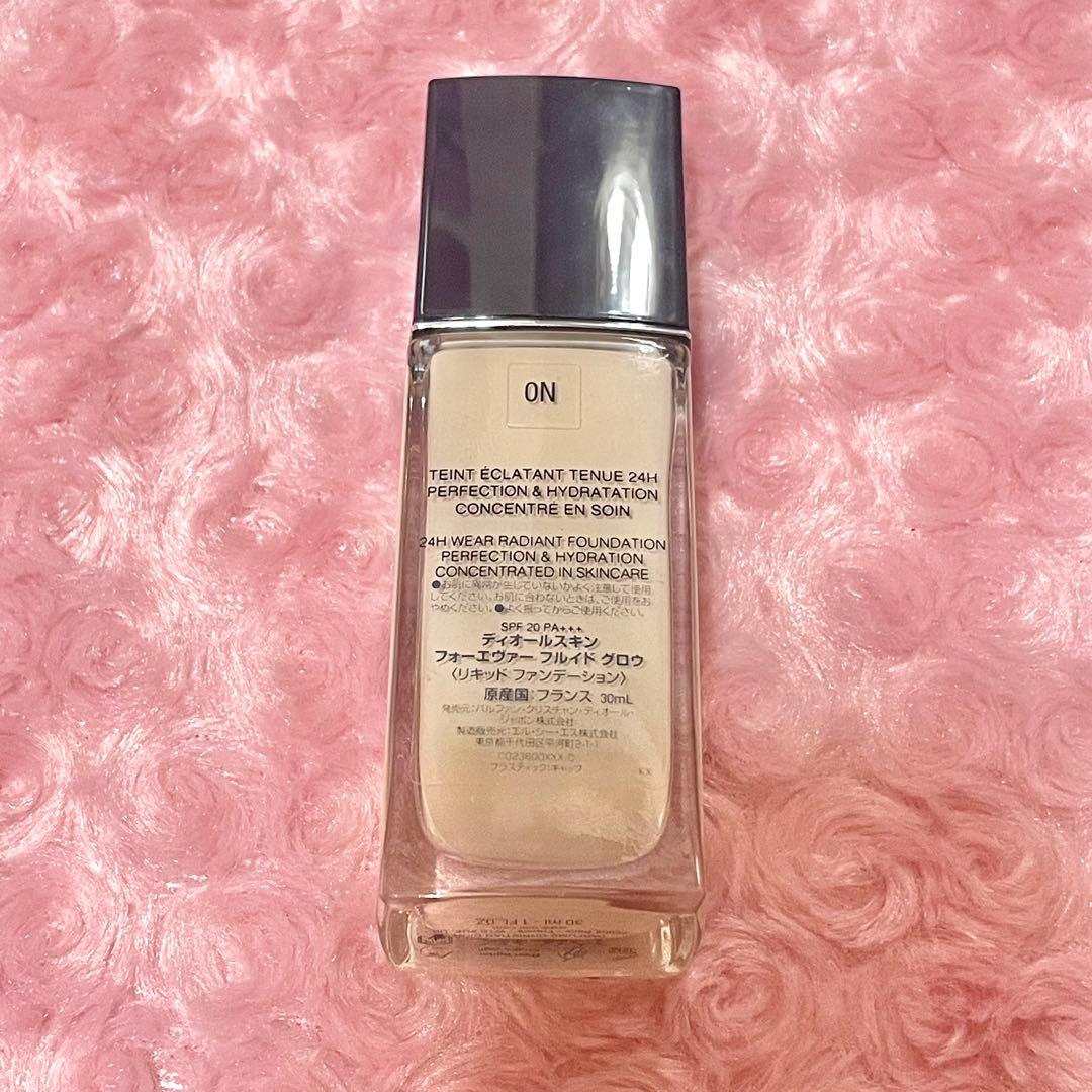 DIOR フォーエバーフルイド　グロウ　ファンデ　0N
