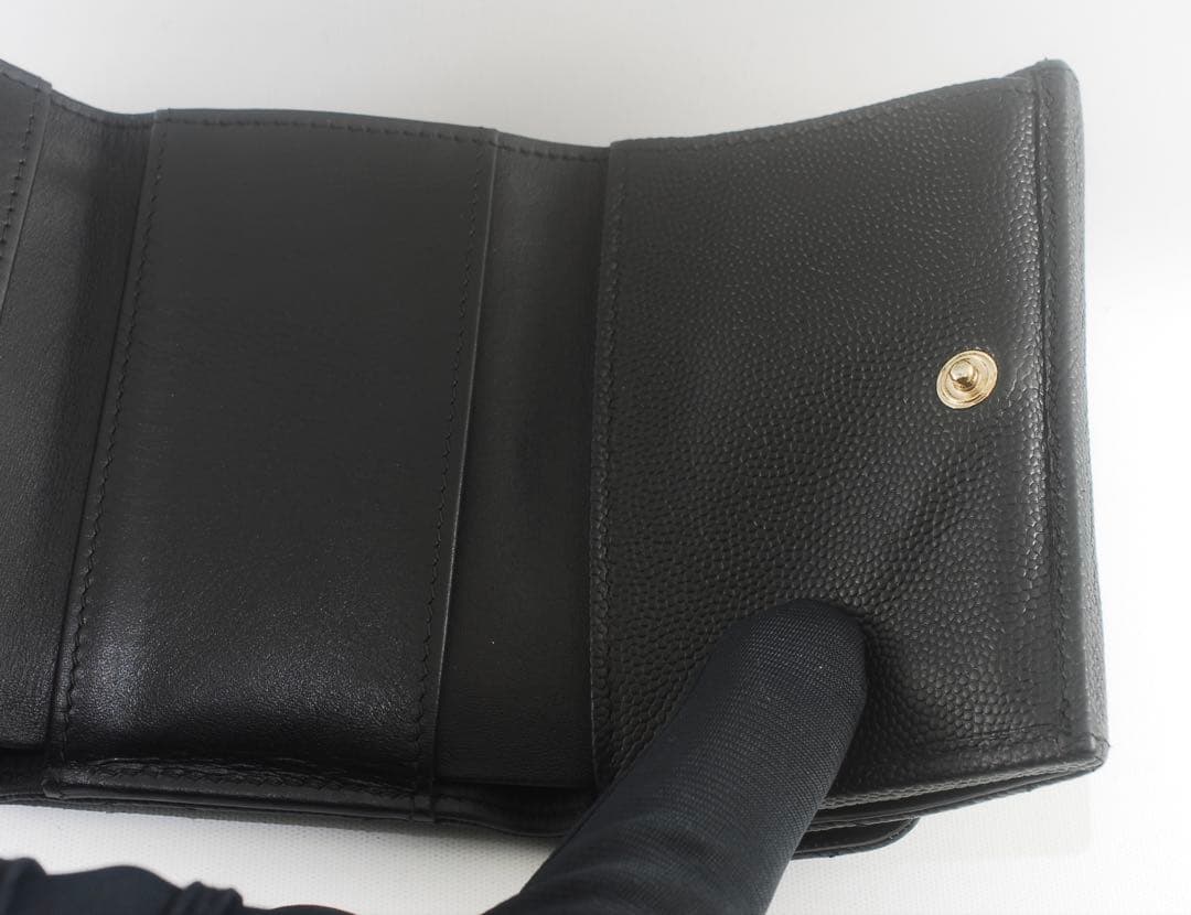 らら CHANEL＊キャビアスキン＊マトラッセ＊三つ折り財布＊ブラック