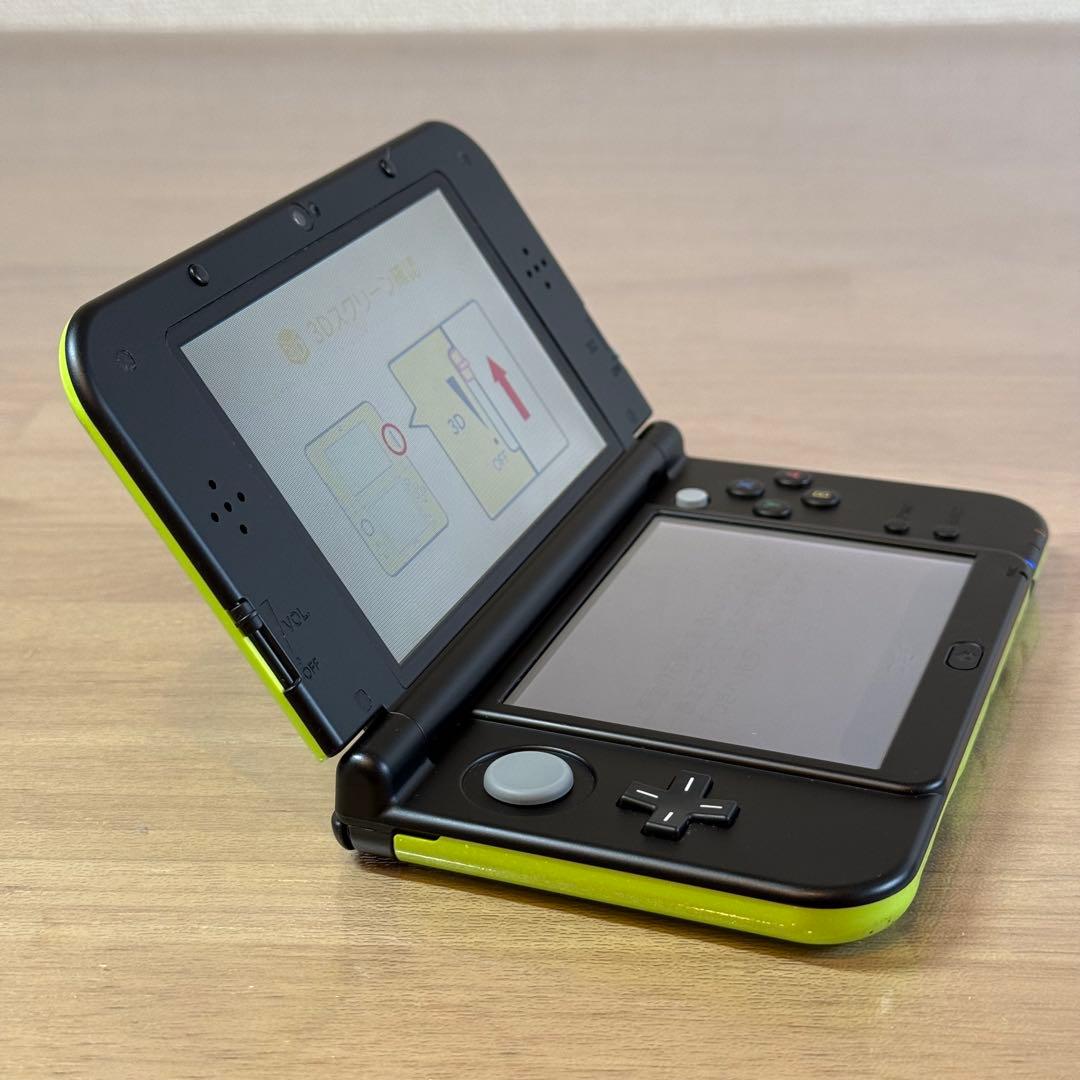 4-158 Newニンテンドー3DS LL ライム×ブラック 箱付き