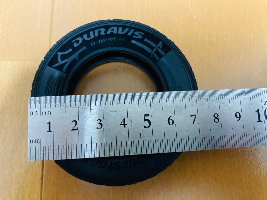 在庫残1セット　タミヤ1/14 扁平タイヤ73mm 12個セット 低床４軸1台分