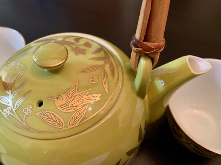 たち吉 美濃焼 『萌葱金彩』　茶器セット　急須１個・お茶呑茶碗５個