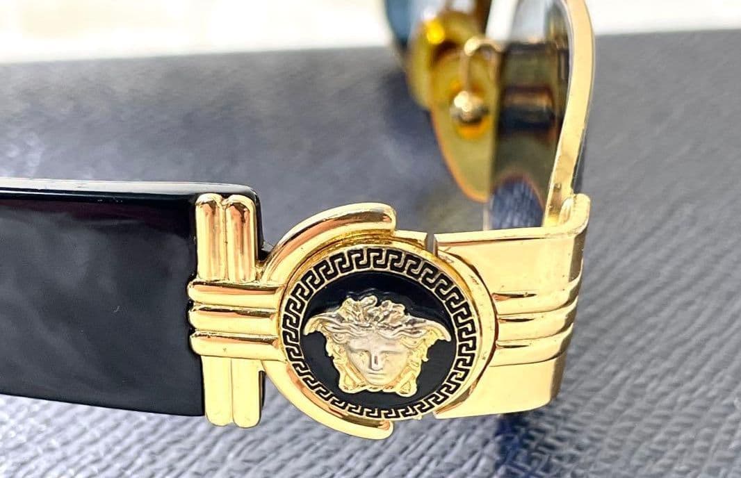 d*0様 ヴェルサーチ　VERSACE サングラス　メンズ　メデューサ　ブラック