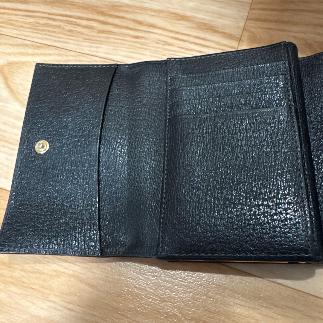 【美品】ヴィヴィアンウエストウッド 三つ折り財布 がま口　ビックオーブ　レザー