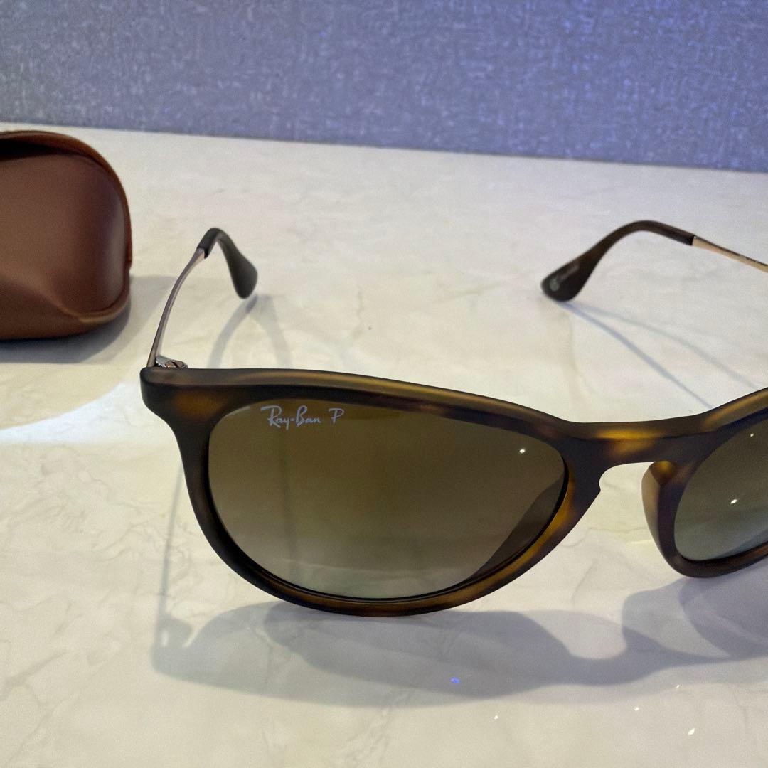【Ray-Ban】RB4171 ERIKA6246T5 新品・未使用　レディース