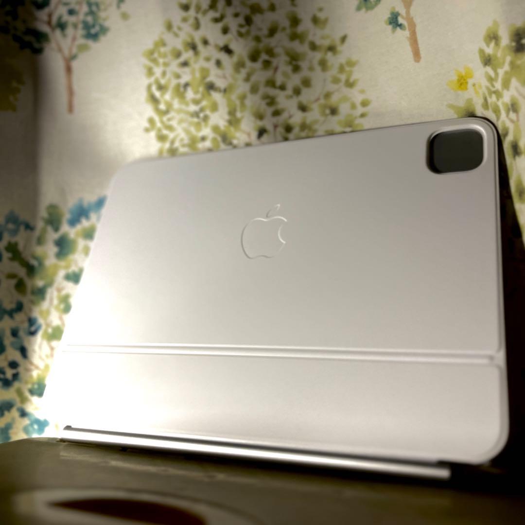 iPad pro 11インチ M5 Magic Keyboard 256GB