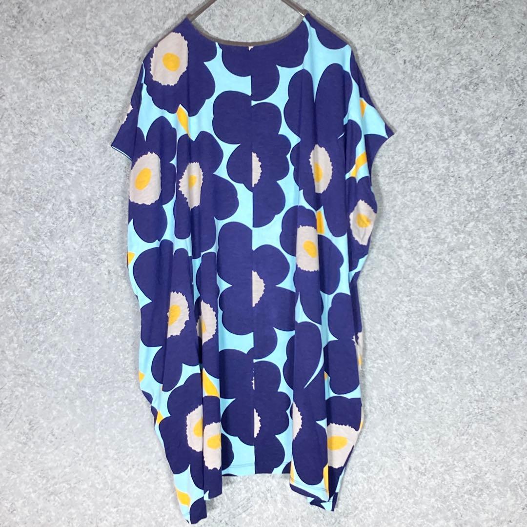 美品✨marimekko（S）半袖カットソー☘️花柄/総柄