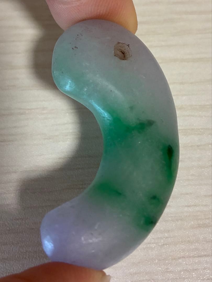 勾玉　翡翠　ヒスイ　古墳期　三色勾玉　希少　出土品