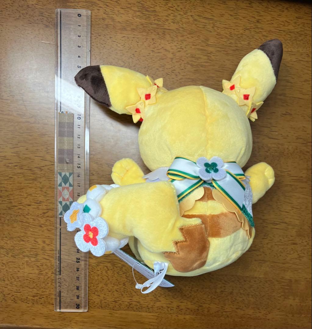 ポケパークカントー限定　ピカチュウ帽子なし　マスコットぬいぐるみ　カーニバル衣装
