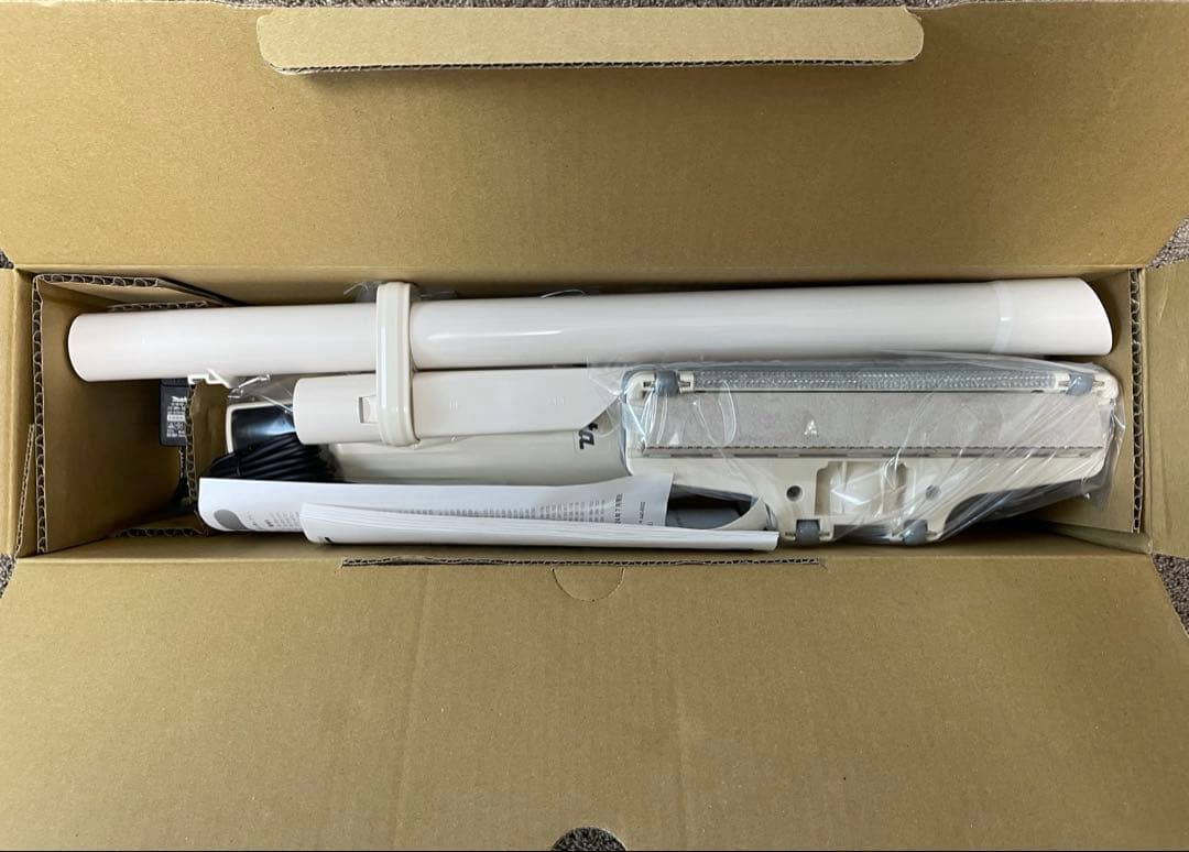 【新品・未使用】マキタ　充電式クリーナーCL116DWI、汎用スタンドセット