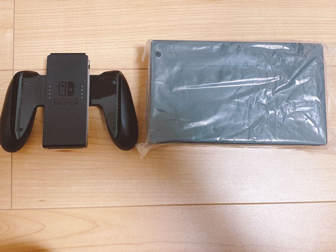 【美品】Nintendo Switch別売コントローラー付き