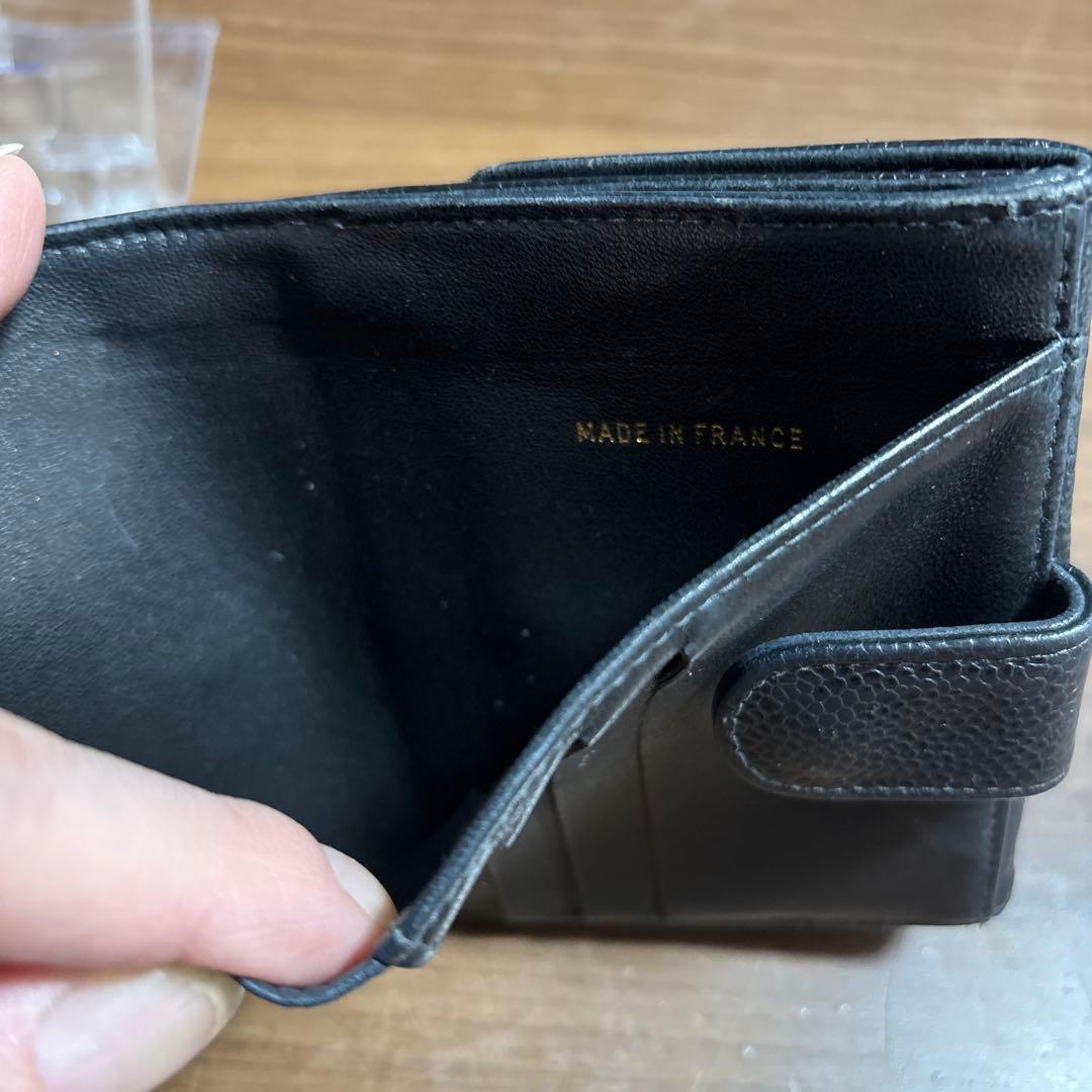 CHANEL 折り財布