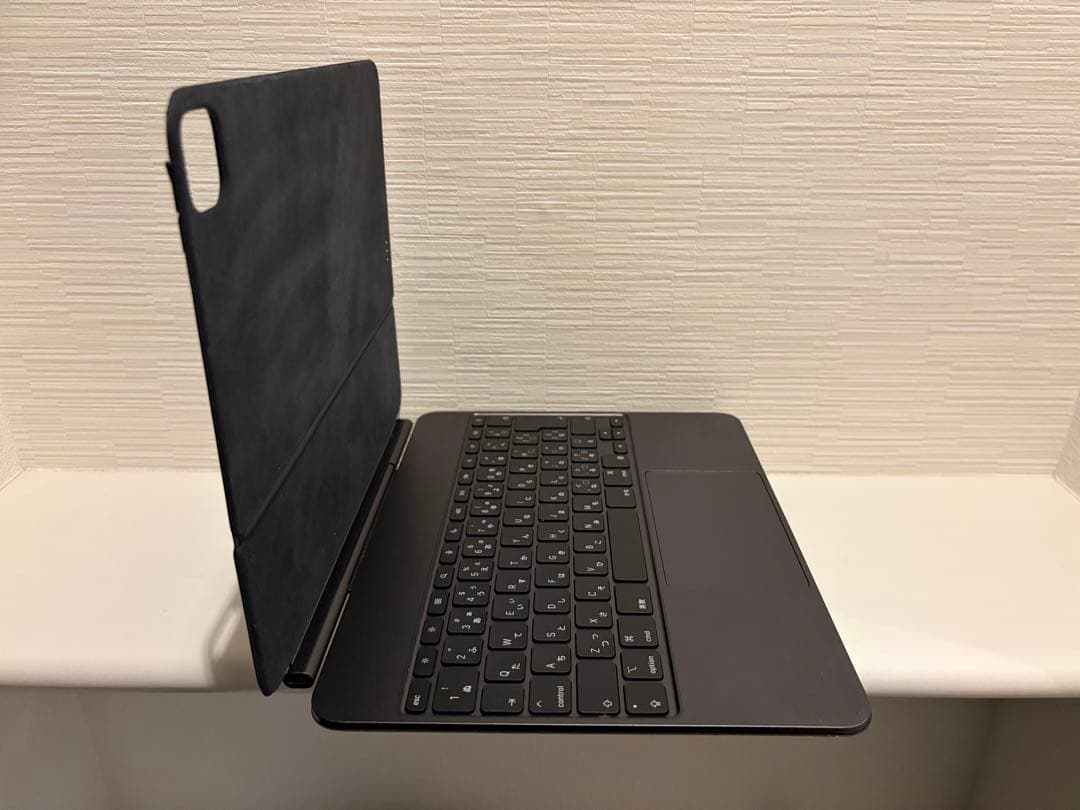 純正品 13インチiPad Pro用Magic Keyboard M4/M5対応