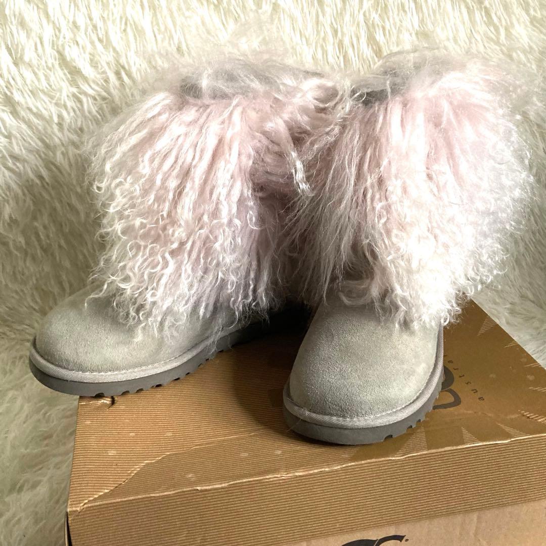 ＊Ｕ＊ UGG ムートンブーツ　ボア　ファー　保存箱付き　23cm