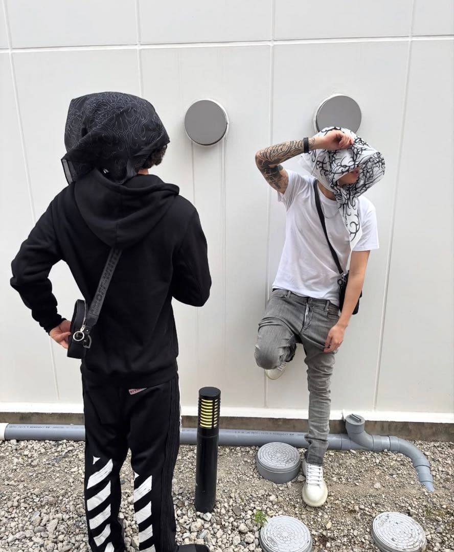 小物 yxngbratz Thorn Skull Scarf