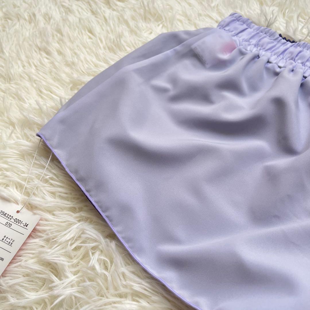 【新品未使用】チャコット Chacotto リバーシブルショートパンツ アイリス