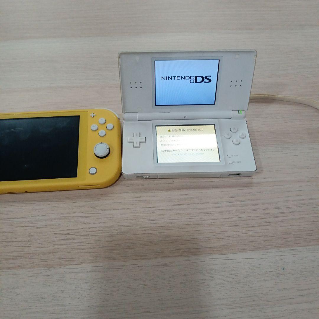 し*ん様 Switch Lite イエロー 本体ジャンク、ＤＳLightジャンク