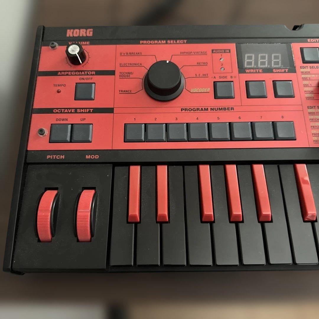 KORG microKORG シンセサイザー 黒/赤 37鍵