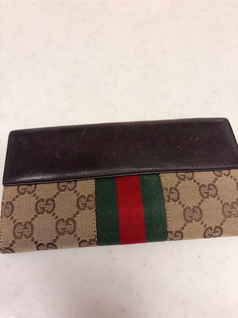 l*y様 Gucci GGキャンバス 二つ折り財布