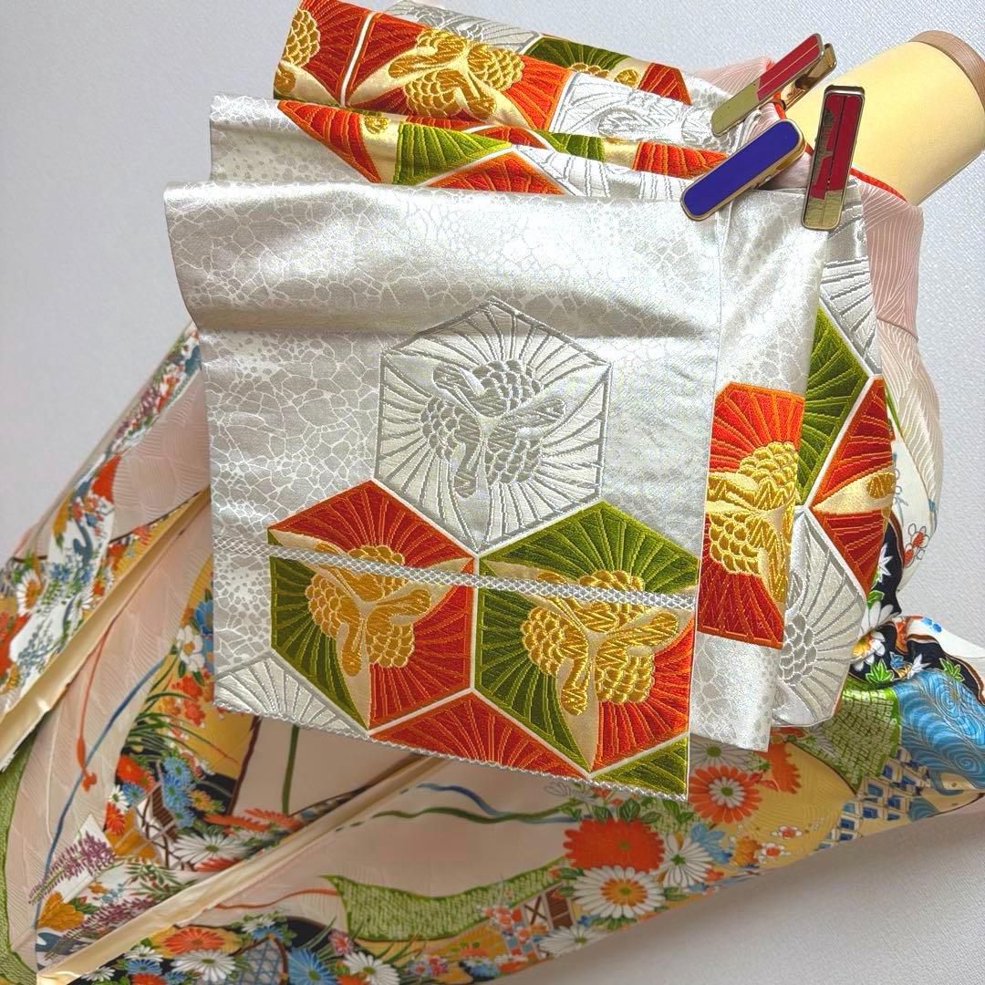 29 振袖フルセット 正絹 薄桃 薄ピンク オレンジ 黄緑 金彩 駒刺繍 暈し染